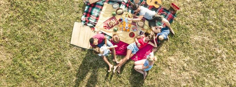 10 ricette e 10 consigli per un perfetto picnic di primavera