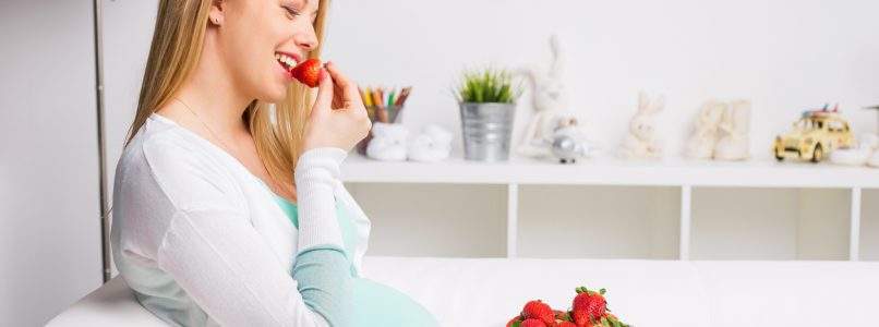 Si possono mangiare le fragole in gravidanza?