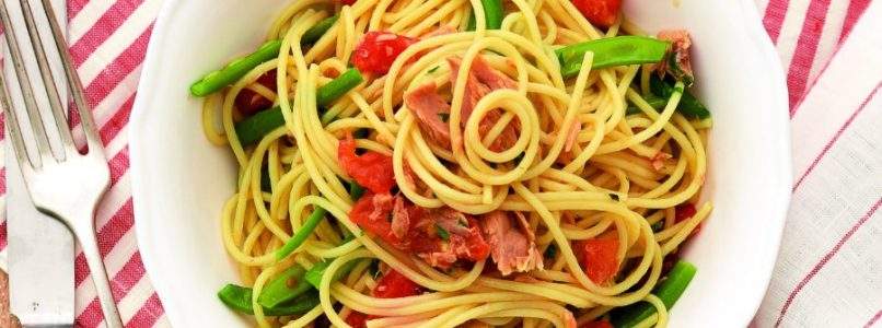 Ricetta Spaghetti con fagiolini, pomodoro e tonno