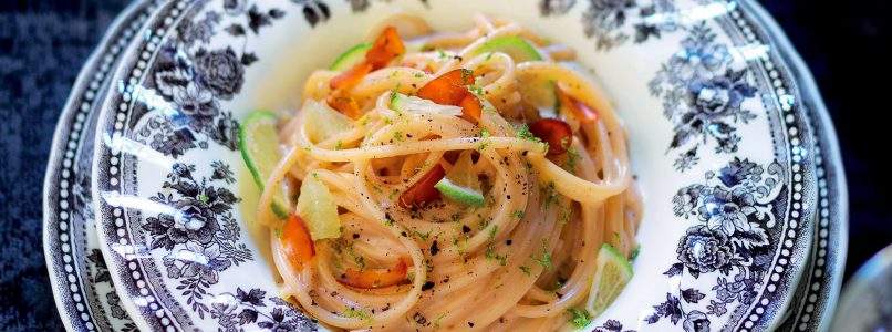 Ricetta Spaghettoni cacio, pepe e bottarga