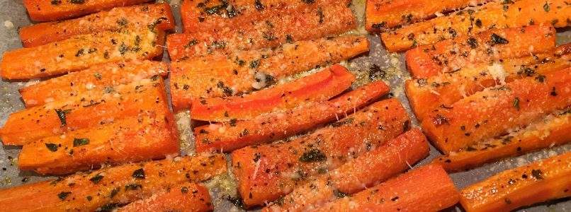 Bastoncini saporiti di carote al forno