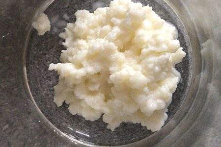 Fermentazione casalinga: kefir di latte
