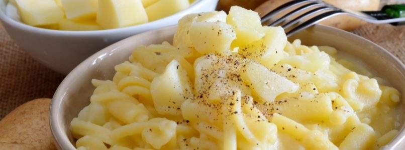 Pasta e patate: la ricetta e tutti consigli per prepararla