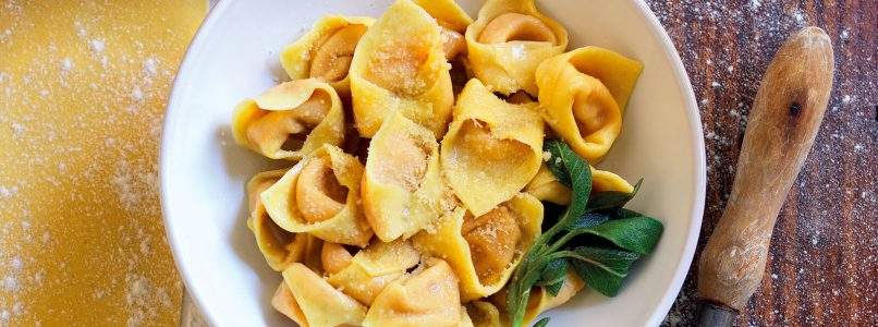Ricetta Cappellacci di zucca - La Cucina Italiana