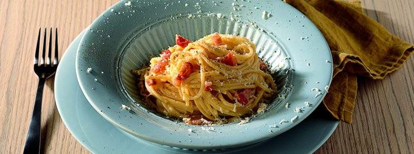 Ricetta Spaghetti alla carbonara - La Cucina Italiana