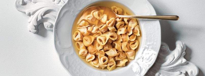 Ricetta Tortellini in brodo - La Cucina Italiana