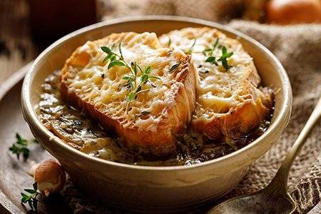 Zuppa di cipolle alla napoletana: la ricetta più gustosa
